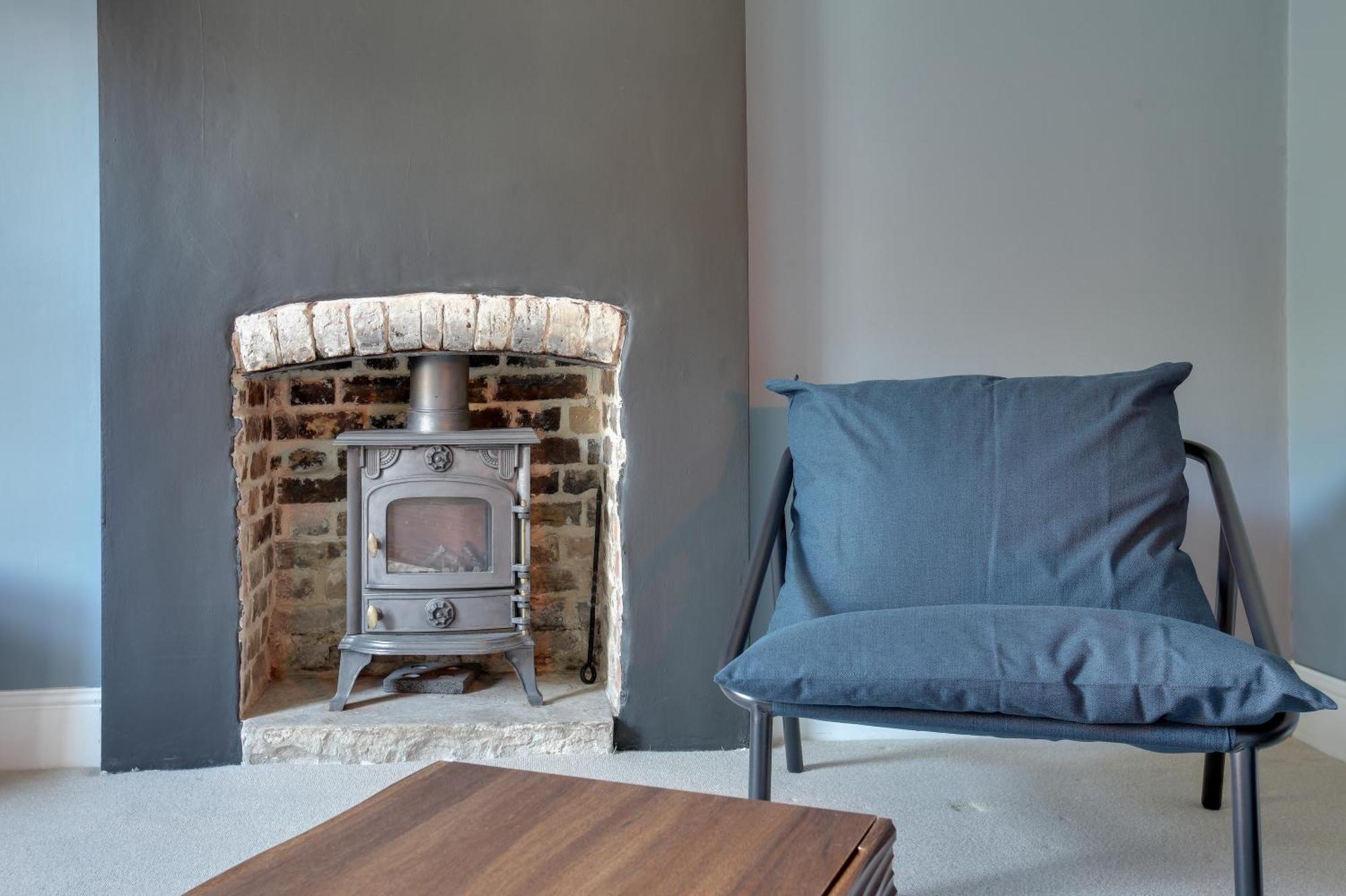 Cosy 3 Bedroom House With Free Parking And Wifi Colchester Exterior foto