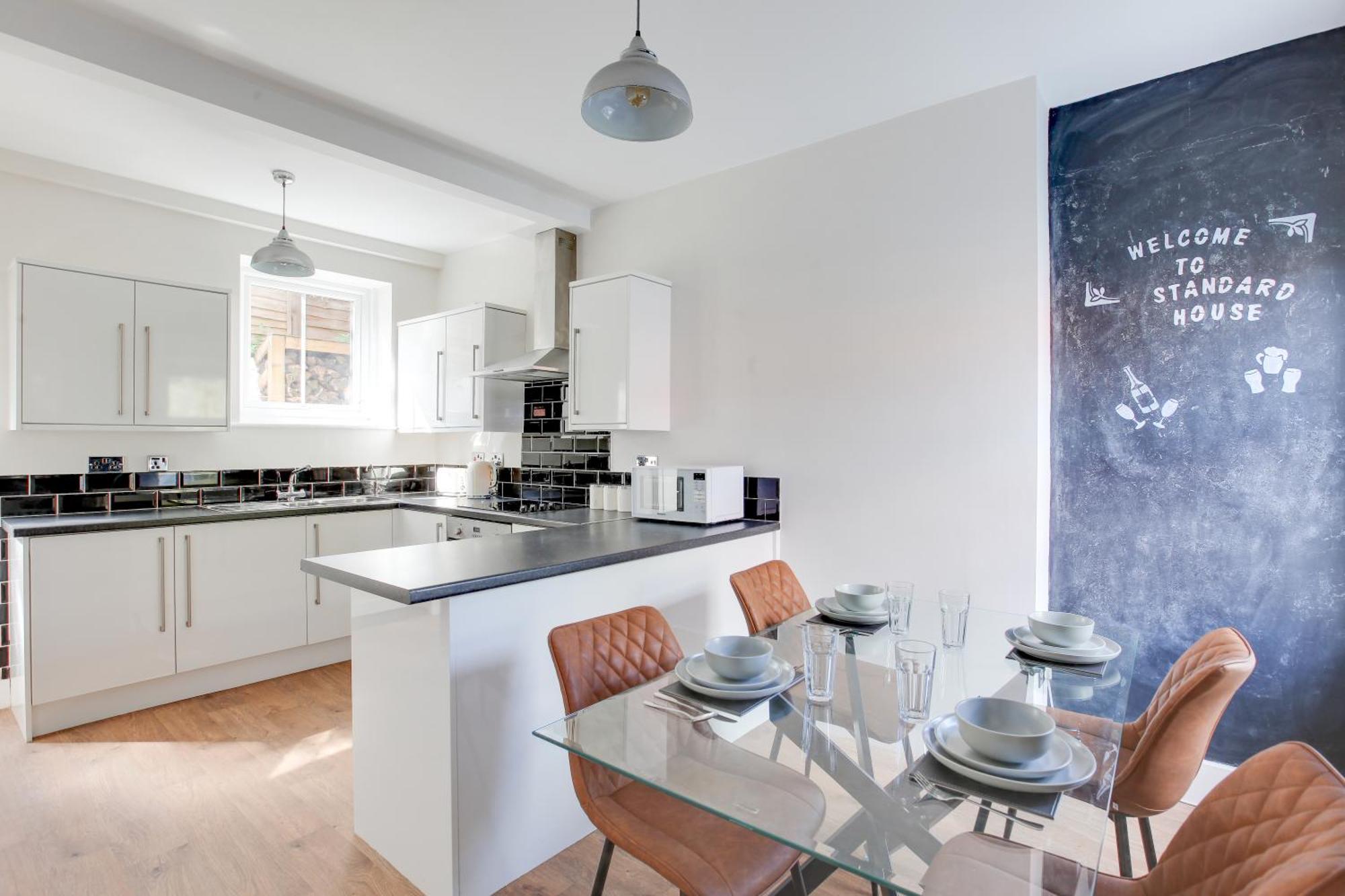 Cosy 3 Bedroom House With Free Parking And Wifi Colchester Exterior foto